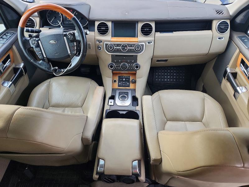 Photo 8 from auction – 2015 LAND ROVER LR4 HSE LU with VIN SALAK2V69FA741749