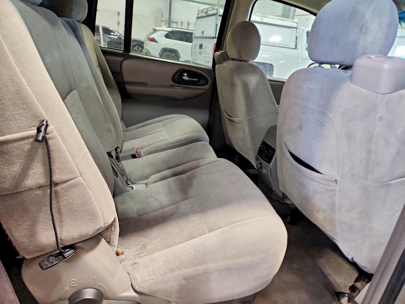 Photo 11 from auction – 2005 CHEVROLET TRAILBLAZER with VIN 1GNET16S056132781