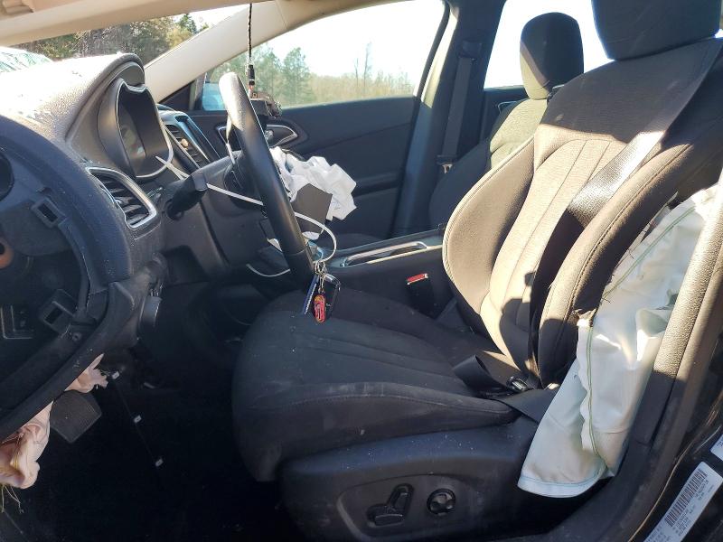Photo 7 from auction – 2016 CHRYSLER 200 with VIN 1C3CCCAG3GN111449