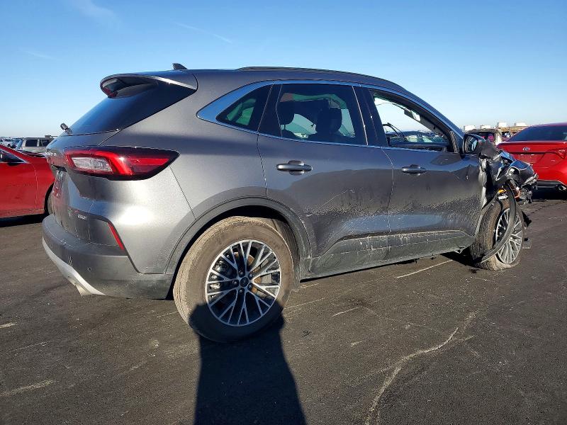 Photo 3 from auction – 2025 FORD ESCAPE with VIN 1FMCU0E14SUB11984