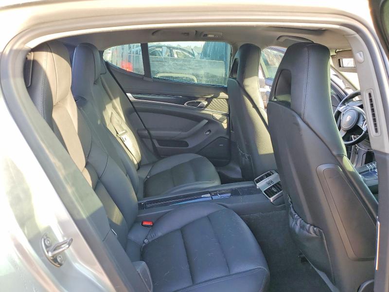 Photo 10 from auction – 2013 PORSCHE PANAMERA 2 with VIN WP0AA2A7XDL010967