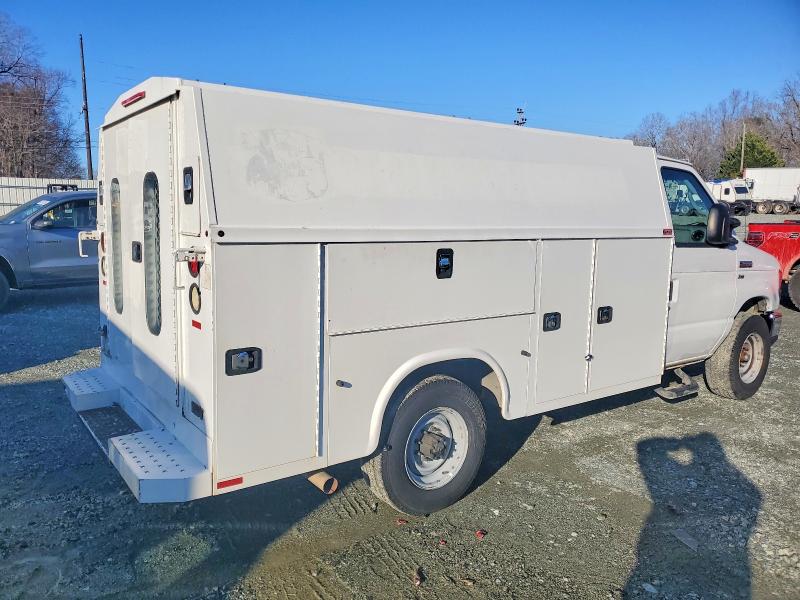 Photo 3 from auction – 2015 FORD ECONOLINE with VIN 1FDWE3FL0FDA12581