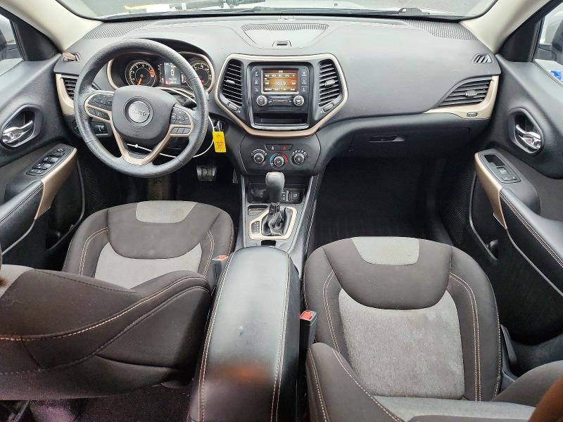 Photo 8 from auction – 2018 JEEP CHEROKEE L with VIN 1C4PJLCB6JD518036