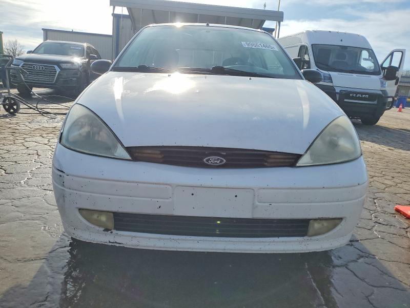 Photo 5 from auction – 2001 FORD FOCUS ZX3 with VIN 3FAFP31331R247701