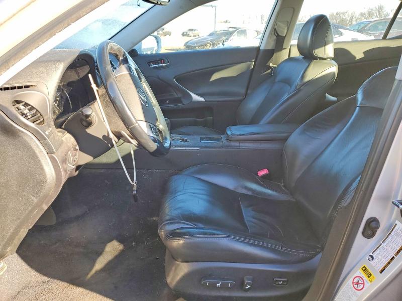 Photo 7 from auction – 2011 LEXUS IS 250 with VIN JTHCF5C28B5047867