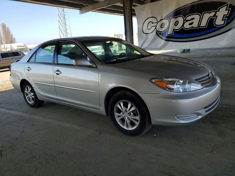 Photo 4 from auction – 2004 TOYOTA CAMRY LE with VIN 4T1BF30K74U577743