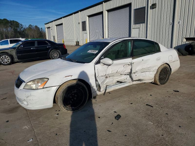NISSAN ALTIMA S 2005 with VIN 1N4AL11D55C353011 - Photo from auction