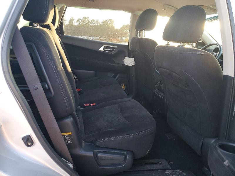 Photo 11 from auction – 2013 NISSAN PATHFINDER with VIN 5N1AR2MM7DC682569