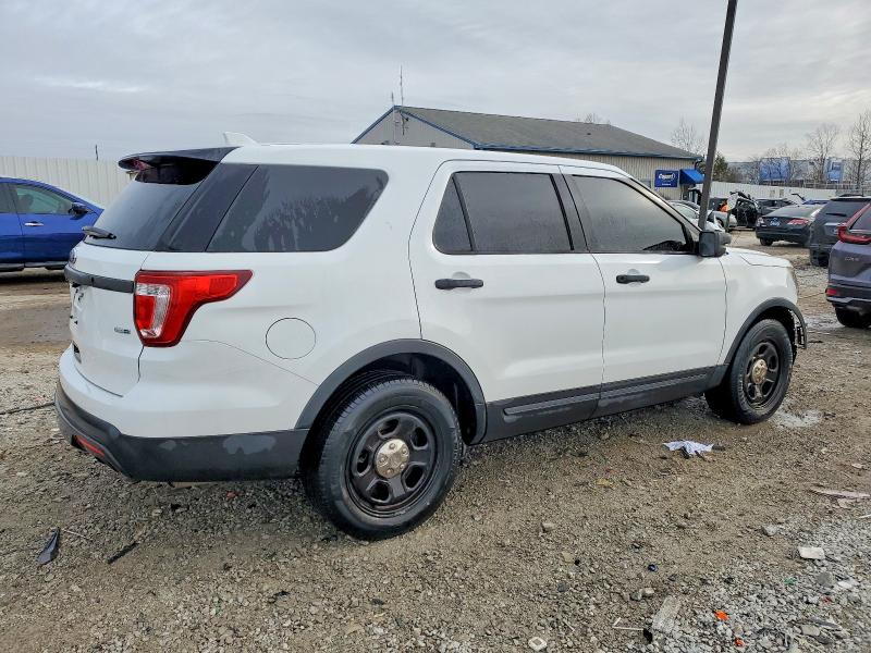 Photo 3 from auction – 2017 FORD EXPLORER P with VIN 1FM5K8AR4HGB71778