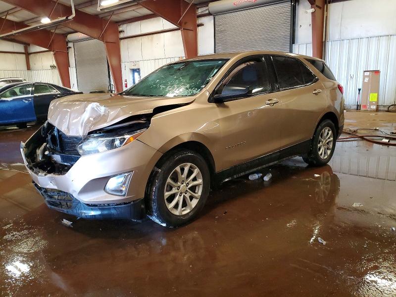 CHEVROLET EQUINOX 2018 with VIN 2GNAXHEV5J6352557 - Photo from auction