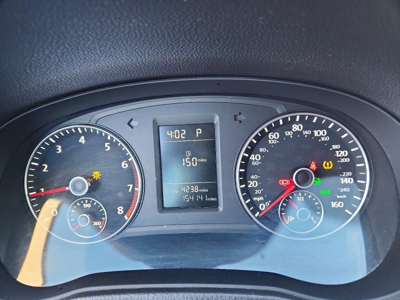 Photo 9 from auction – 2014 VOLKSWAGEN PASSAT S with VIN 1VWAT7A31EC034691