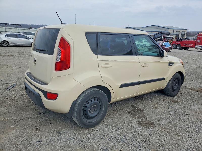 Photo 3 from auction – 2013 KIA SOUL with VIN KNDJT2A55D7512755