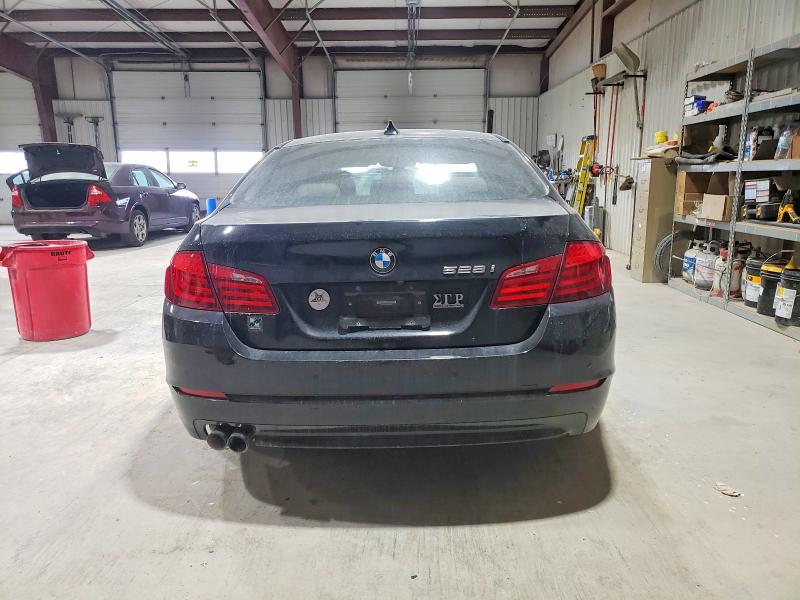 Photo 6 from auction – 2012 BMW 528 XI with VIN WBAXH5C59CDW06743
