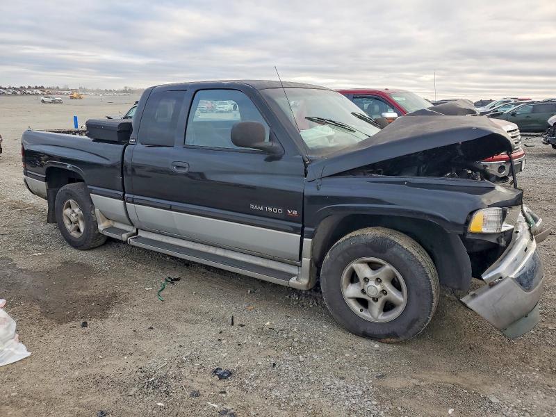 Photo 4 from auction – 1999 DODGE RAM 1500 with VIN 3B7HC13Z4XG101980