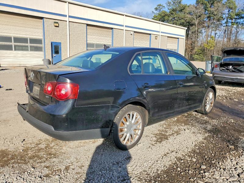 Photo 3 from auction – 2008 VOLKSWAGEN JETTA with VIN 3VWRJ71KX8M192904