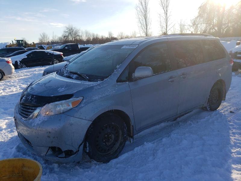 TOYOTA SIENNA 2011 with VIN 5TDYK3DC2BS077049 - Photo from auction