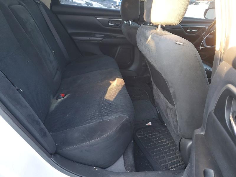 Photo 10 from auction – 2015 NISSAN ALTIMA 2.5 with VIN 1N4AL3AP5FC284411