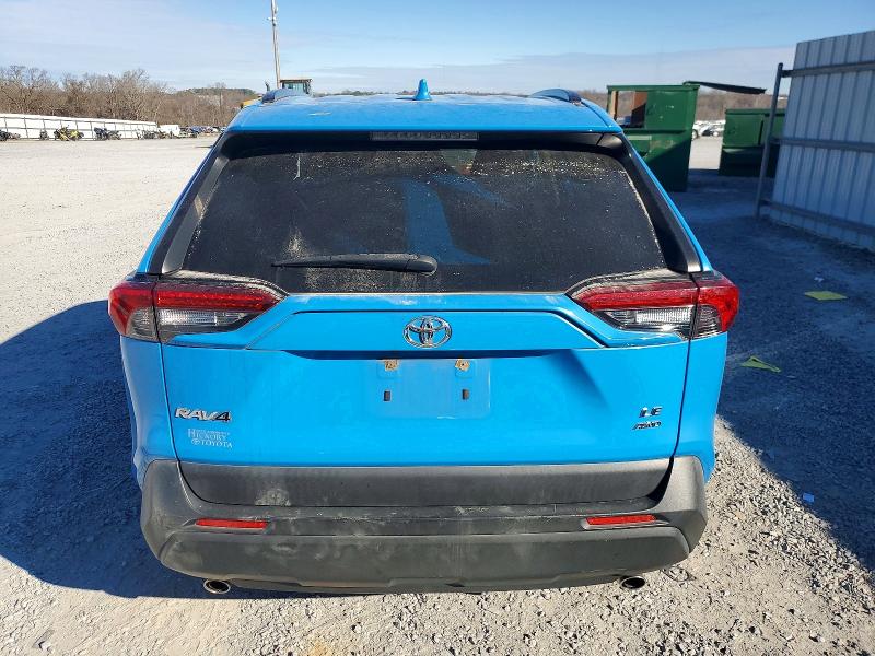 Zdjęcie 6 z aukcji – 2019 TOYOTA RAV4 LE z VIN JTMF1RFV2KD040462