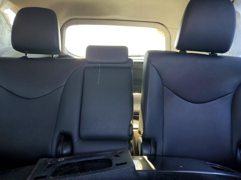 Photo 10 from auction – 2015 TOYOTA PRIUS V with VIN JTDZN3EU3FJ020283