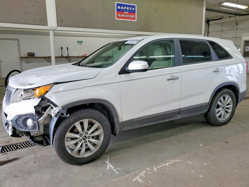 KIA SORENTO EX 2011 with VIN 5XYKU4A14BG016808 - Photo from auction