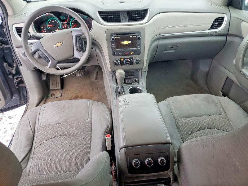 Photo 8 from auction – 2017 CHEVROLET TRAVERSE with VIN 1GNKRFED6HJ241720