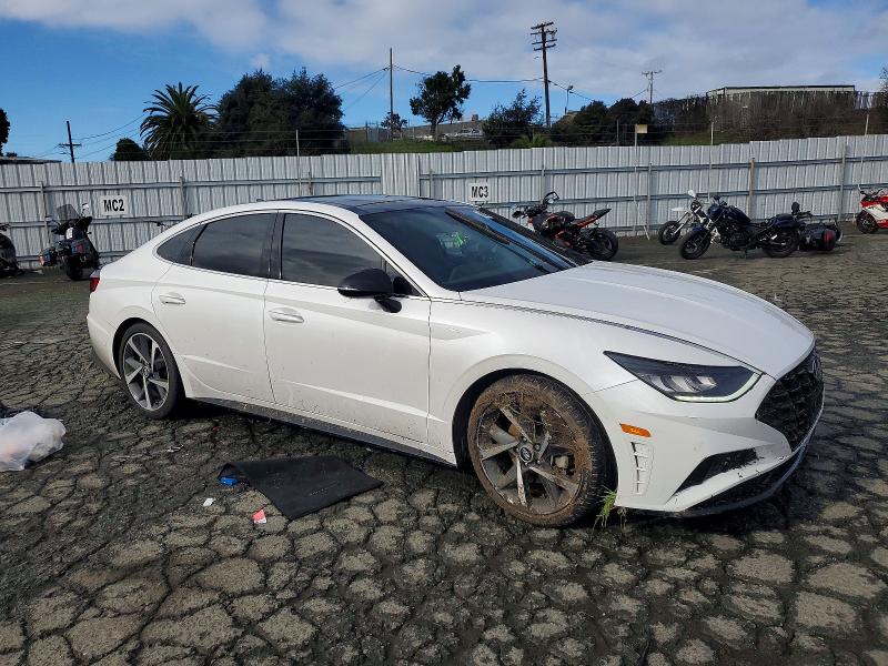 Photo 4 from auction – 2022 HYUNDAI SONATA with VIN KMHL44J29NA240265