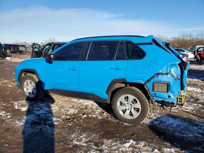 Photo 2 from auction – 2020 TOYOTA RAV4 LE with VIN JTMF1RFV0LD068195