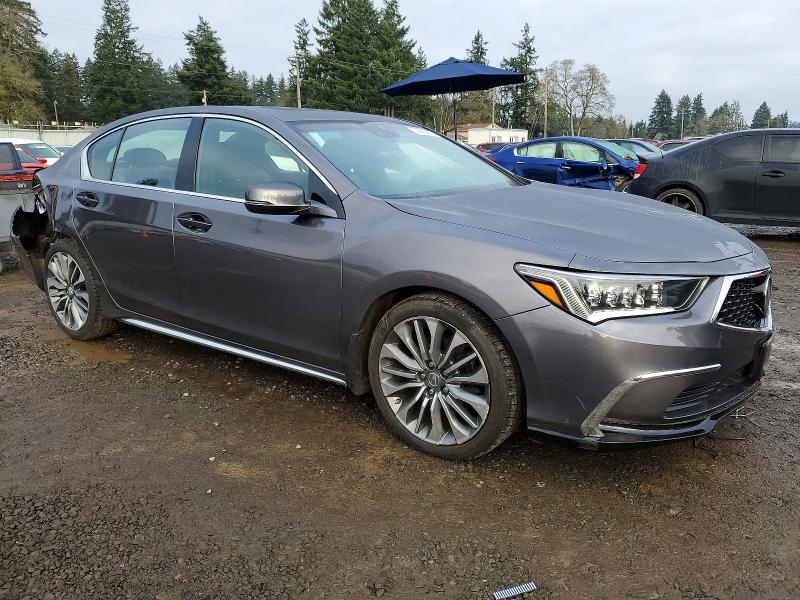 Photo 4 from auction – 2018 ACURA RLX TECH with VIN JH4KC1F57JC000374