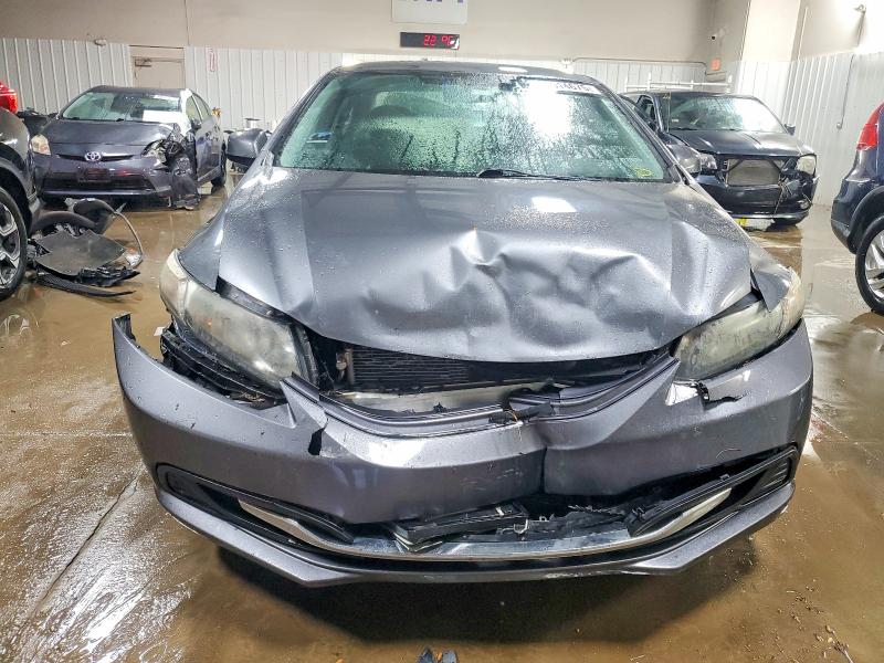 Photo 5 from auction – 2013 HONDA CIVIC LX with VIN 19XFB2F5XDE012740