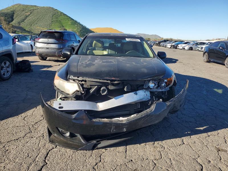 Photo 5 from auction – 2010 ACURA TSX with VIN JH4CU2F67AC033696