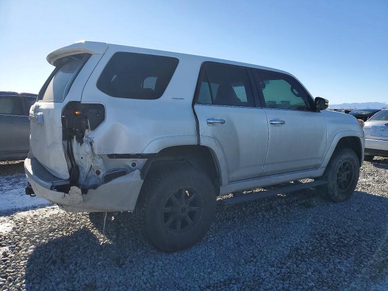 Photo 3 from auction – 2014 TOYOTA 4RUNNER SR with VIN JTEBU5JR5E5158508