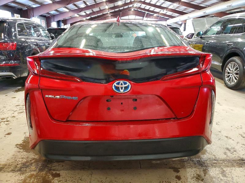 Photo 6 from auction – 2018 TOYOTA PRIUS PRIM with VIN JTDKARFP2J3079170