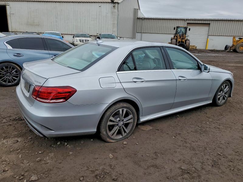 Photo 3 from auction – 2016 MERCEDES-BENZ E 250 BLUE with VIN WDDHF0EB3GB191672