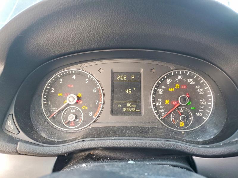Photo 9 from auction – 2015 VOLKSWAGEN PASSAT with VIN 1VWAS7A3XFC083991
