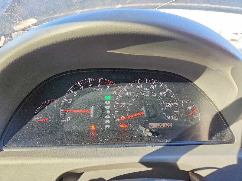 Photo 9 from auction – 2005 TOYOTA CAMRY LE with VIN 4T1BE32K35U040711