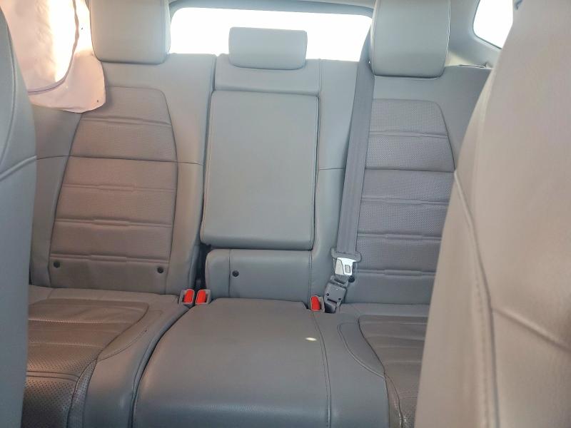 Photo 10 from auction – 2017 HONDA CR-V with VIN 7FARW1H84HE044607