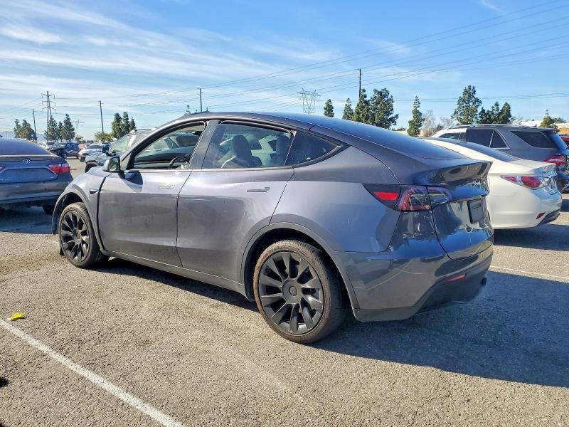 Photo 2 from auction – 2023 TESLA MODEL Y with VIN 7SAYGDED2PF947511