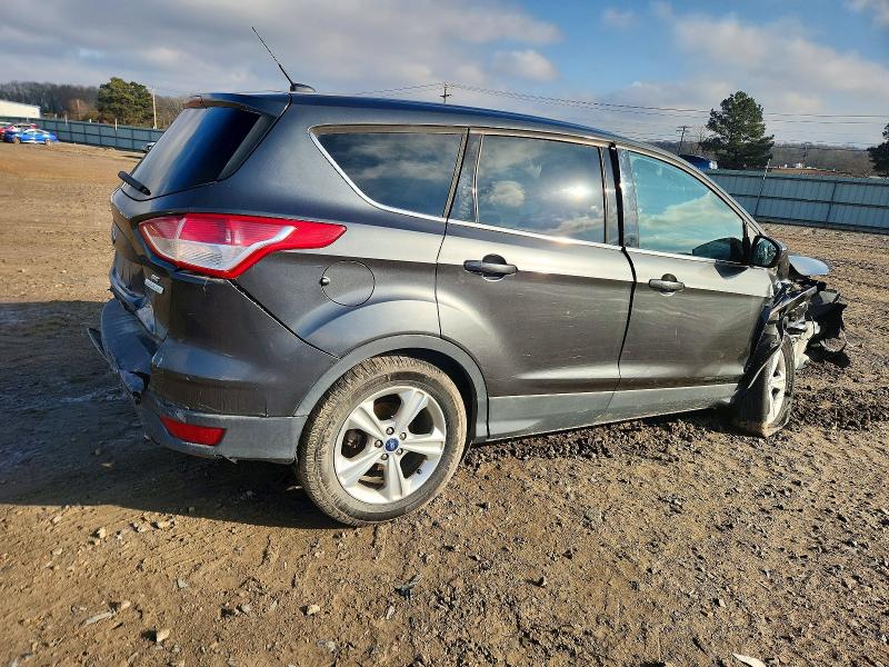 Photo 3 from auction – 2015 FORD ESCAPE SE with VIN 1FMCU0GX5FUA04241