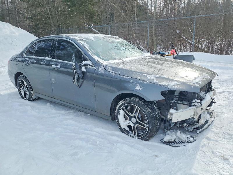 Photo 4 from auction – 2018 MERCEDES-BENZ E 300 4MAT with VIN WDDZF4KB8JA430890