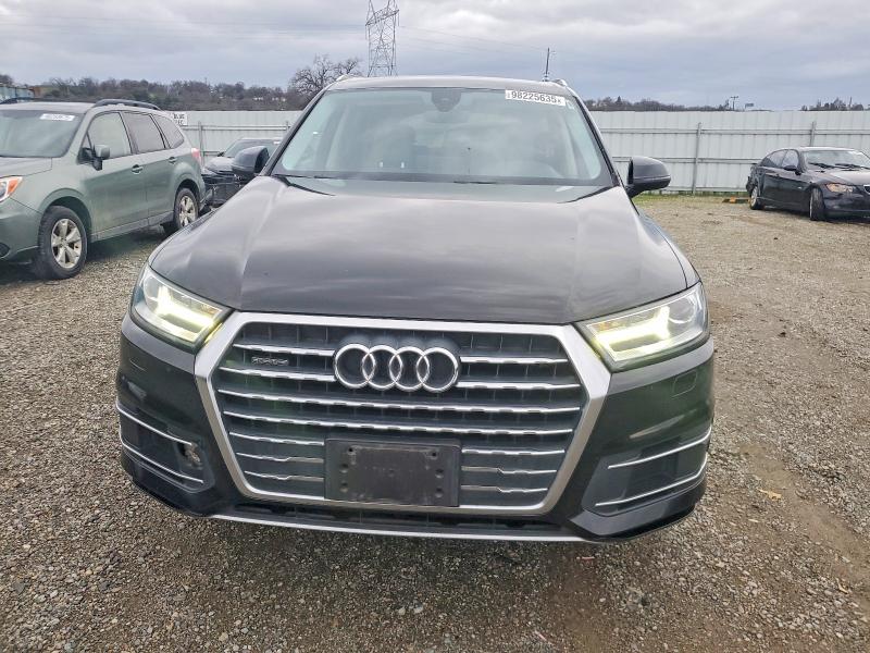 Photo 5 from auction – 2018 AUDI Q7 PREMIUM with VIN WA1AHAF78JD020850
