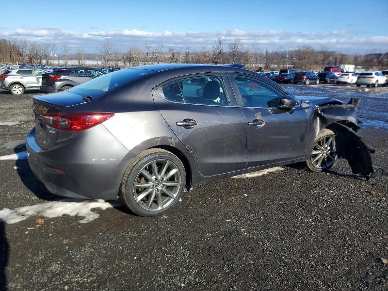 Photo 3 from auction – 2018 MAZDA 3 with VIN 3MZBN1V35JM163970