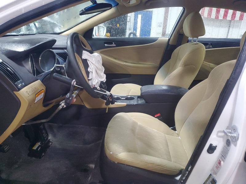 Photo 7 from auction – 2014 HYUNDAI SONATA GLS with VIN 5NPEB4AC7EH839153