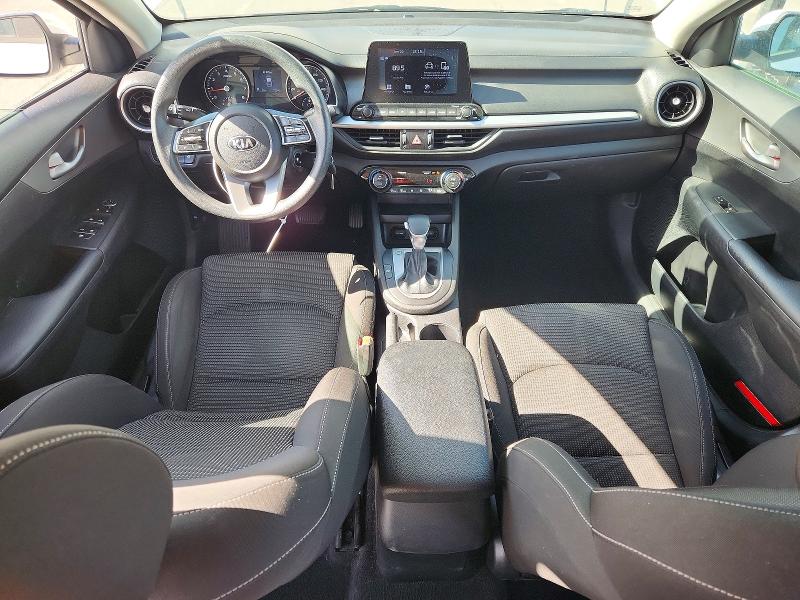 Фото 8 с аукциона – 2019 KIA FORTE с VIN 3KPF24AD2KE070705