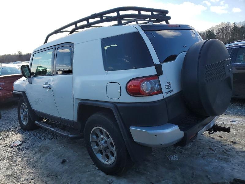 Photo 2 from auction – 2013 TOYOTA FJ CRUISER with VIN JTEBU4BF5DK153517