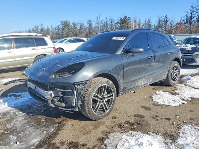 PORSCHE MACAN S 2020 with VIN WP1AB2A54LLB31776 - Photo from auction