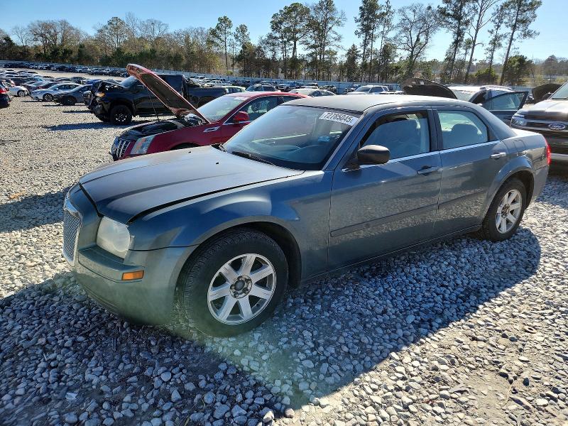CHRYSLER 300 2006 with VIN 2C3KA43R96H205123 - Photo from auction