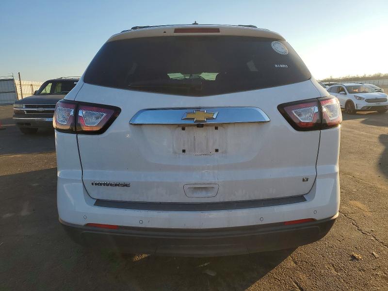 Photo 6 from auction – 2017 CHEVROLET TRAVERSE with VIN 1GNKRGKD9HJ152511