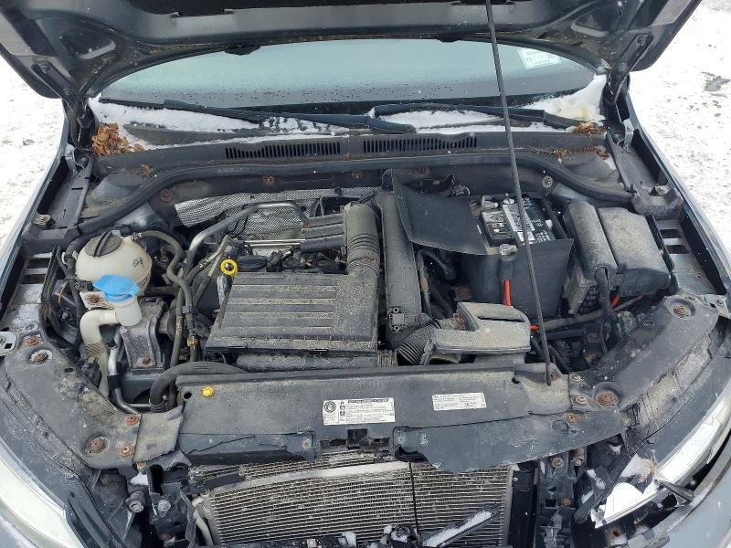Photo 11 from auction – 2017 VOLKSWAGEN JETTA SE with VIN 3VWDB7AJ0HM251361