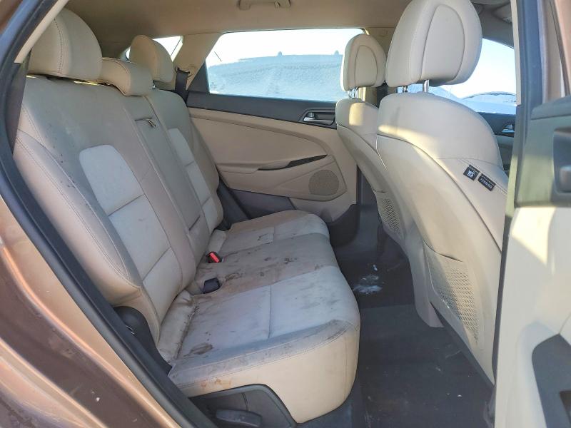 Photo 11 from auction – 2016 HYUNDAI TUCSON LIM with VIN KM8J33A29GU138115