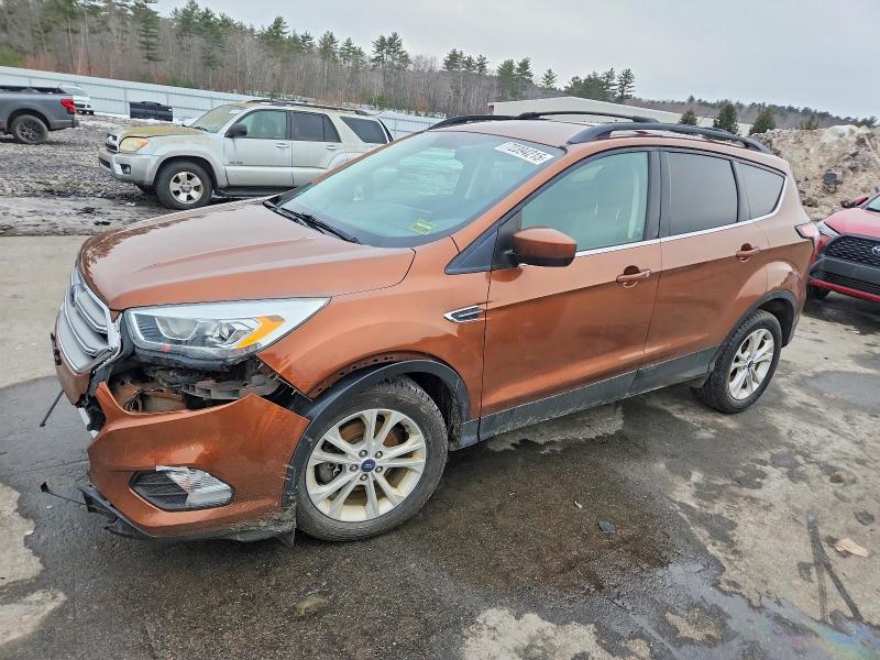 FORD ESCAPE SE 2017 with VIN 1FMCU9GDXHUD14897 - Photo from auction